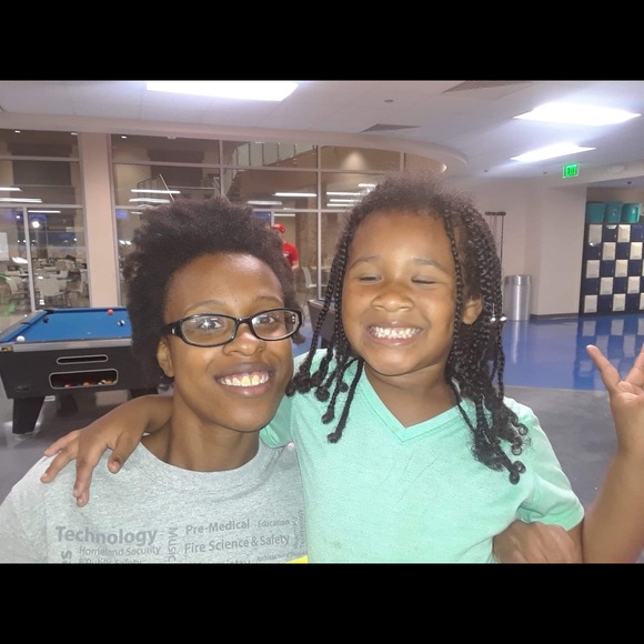 Meet your Posher, Khadijah - Picture 1 of 1